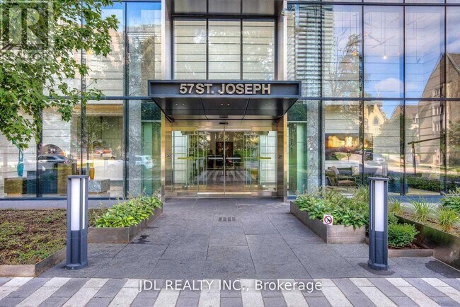 57 St Joseph St in Toronto, ON - Building Photo - Building Photo