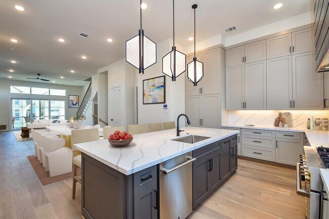 property at 4709 Gibson St