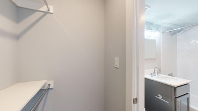 4400 San Jacinto St in Dallas, TX - Building Photo - Building Photo