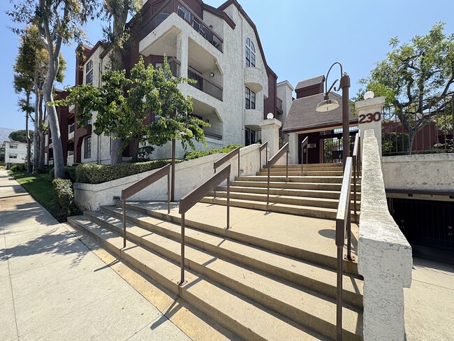 230 Bethany Rd, Unit 210 in Burbank, CA - Foto de edificio - Building Photo