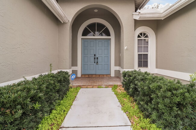 property at 12865 Meadowbend Dr