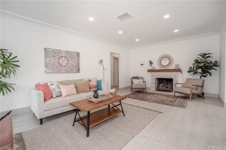 3600 Gardenia Ave in Long Beach, CA - Building Photo - Building Photo