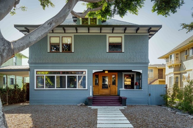 property at 2631 Kenwood Ave