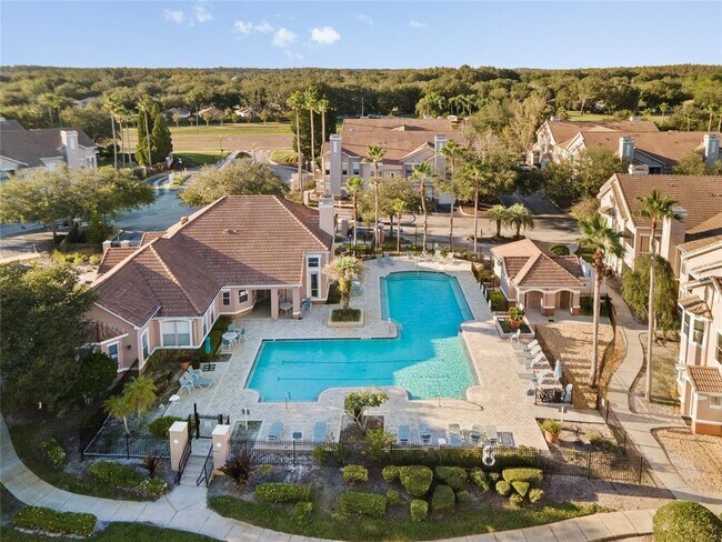 18006 Villa Creek Dr in Tampa, FL - Building Photo - Building Photo