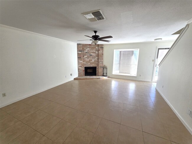 1919 Place Rebecca Ln