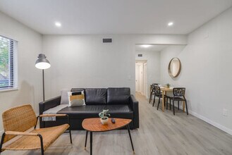 700 SW 11th Ave in Miami, FL - Building Photo - Building Photo
