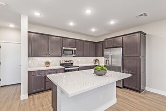 1277 W BLUEJAY Dr in Chandler, AZ - Building Photo - Building Photo