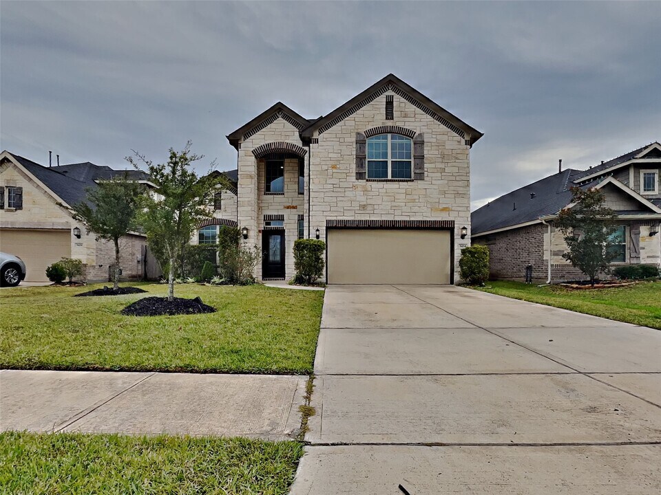 3434 Stablewood Grove Ln in Spring, TX - Foto de edificio