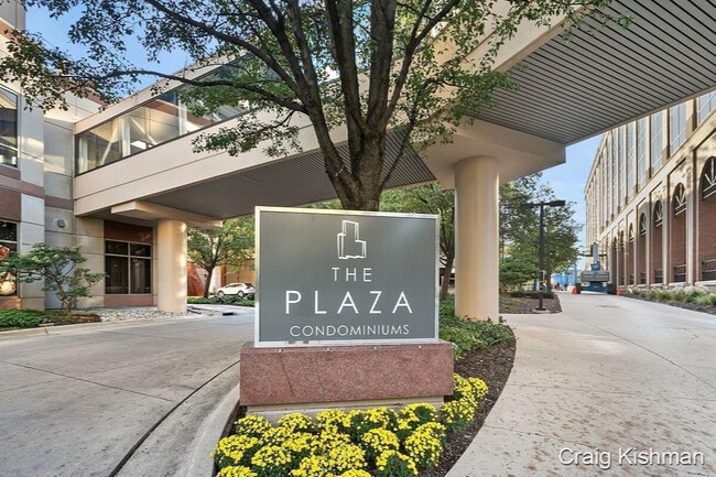 property at 152 Campau Cir NW