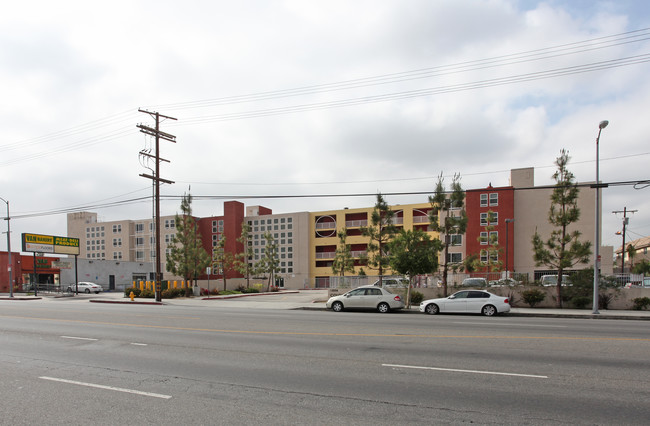 Colonia Corona Apartments in North Hollywood, CA - Building Photo - Building Photo