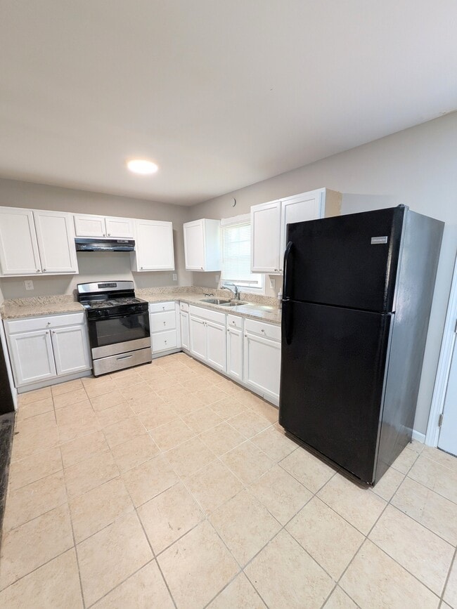 905 Cone Rd in Forest Park, GA - Building Photo - Building Photo