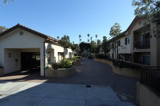 Pico Gramercy in Los Angeles, CA - Foto de edificio - Building Photo