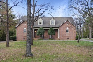 1158 Sewanee Rd in Nashville, TN - Building Photo