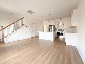 1359 Belfair St in Cookeville, TN - Building Photo - Building Photo