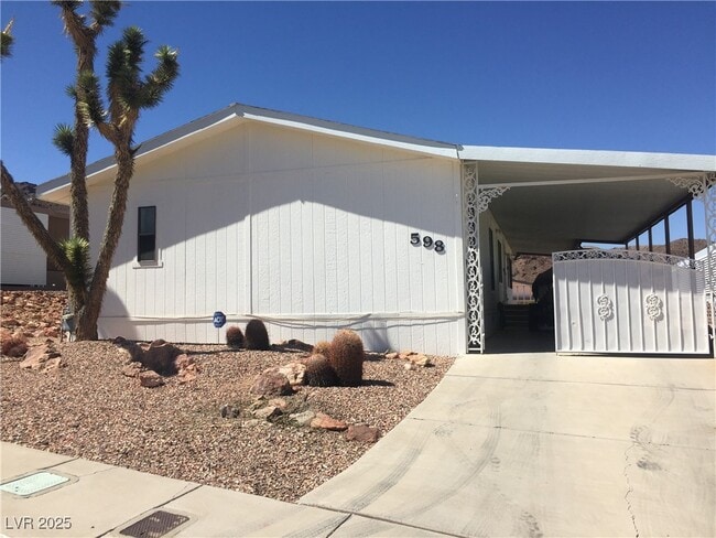 598 Lake Superior Ln in Boulder City, NV - Building Photo - Building Photo