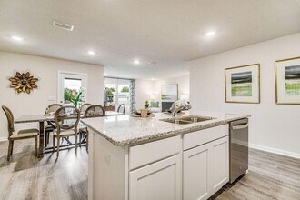 853 Otto Loop in Crestview, FL - Building Photo - Building Photo
