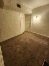 427 1st St, Unit Apt 2 in Butler, PA - Foto de edificio - Building Photo