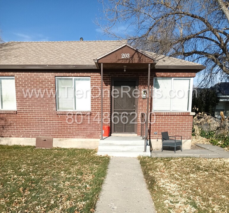 203 Beryl Ave in South Salt Lake, UT - Building Photo