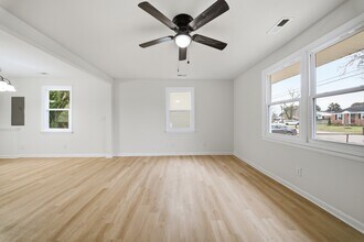 3021 Menands Dr in Chesapeake, VA - Building Photo - Building Photo