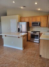 9970 Rockside Ave in Las Vegas, NV - Building Photo - Building Photo