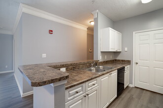 Wyndham Pointe Apartments in Columbia, SC - Building Photo - Building Photo