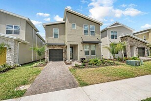 8919 Play Through Dr in Davenport, FL - Building Photo