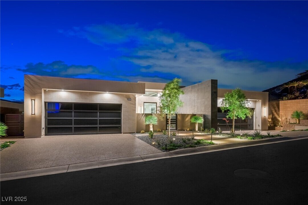 663 Solitude Rock Ct in Henderson, NV - Building Photo