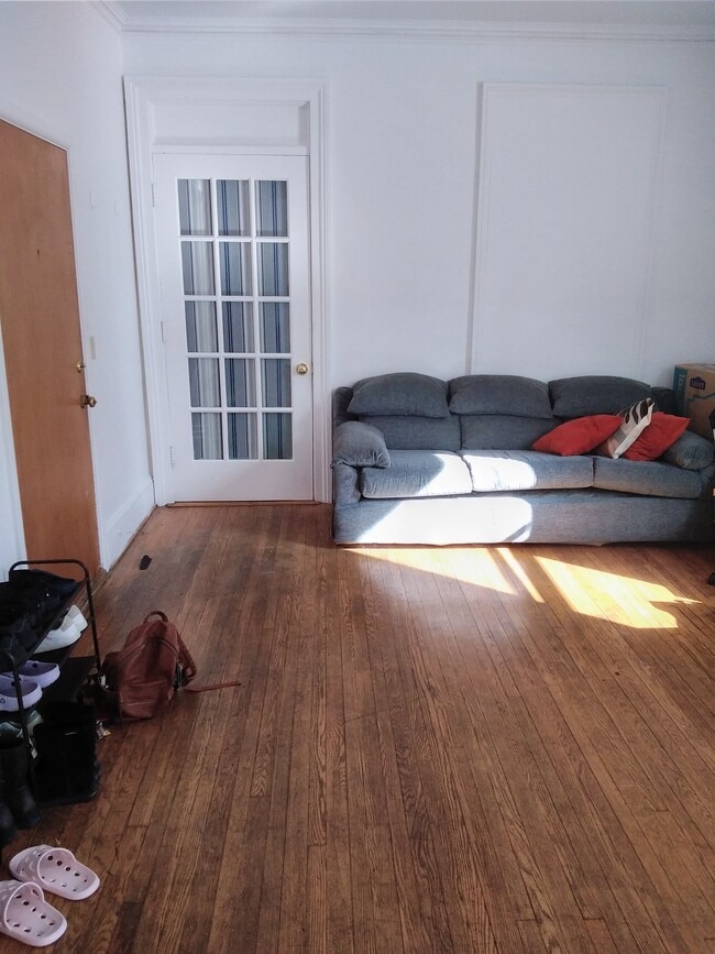 927 E State St, Unit 1L in Ithaca, NY - Building Photo - Building Photo