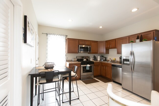 property at 67 Dakota St