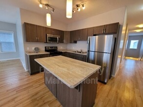 16129-16141 141 St NW in Edmonton, AB - Building Photo - Building Photo