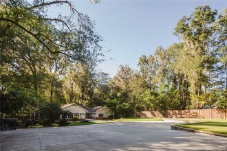 3730 NW 37th Terrace in Gainesville, FL - Building Photo - Building Photo