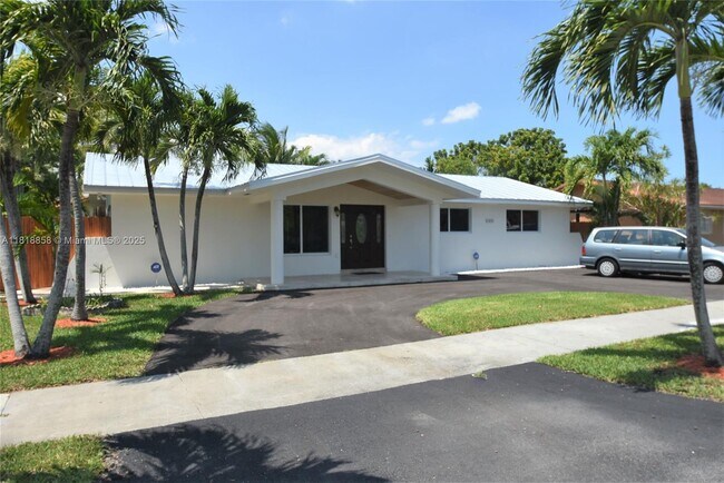 10105 SW 2nd Terrace in Miami, FL - Building Photo - Building Photo