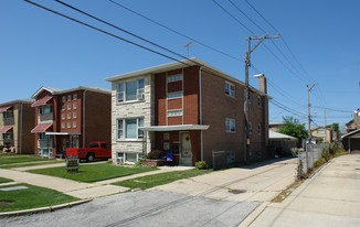 8648 S Keeler Ave Apartments