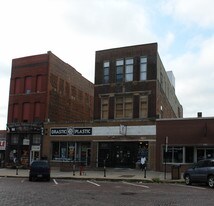 1211 Howard St in Omaha, NE - Building Photo