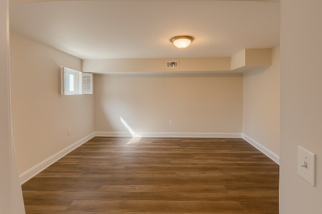 611 Otis Pl NW in Washington, DC - Building Photo - Building Photo