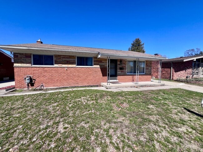 4709 Gerald St in Warren, MI - Building Photo - Building Photo