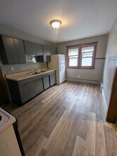 13 N Harrison St in Johnson City, NY - Building Photo - Building Photo
