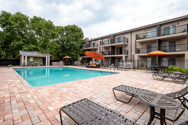 The Grove Apartments in Spartanburg, SC - Foto de edificio - Building Photo