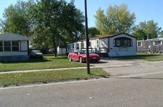 Grafton Mobile Home Park in Grafton, ND - Building Photo - Building Photo