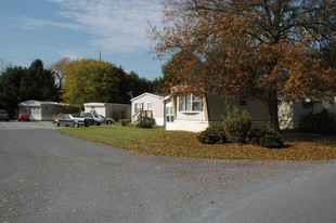 Clayton Court Apartments