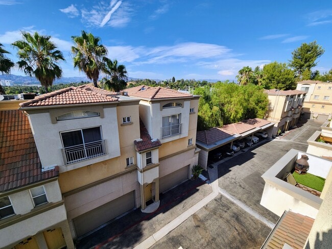 property at 5240 Premiere Hls Dr