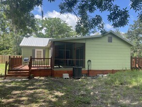 24271 SE Hwy 19 in Old Town, FL - Building Photo - Building Photo