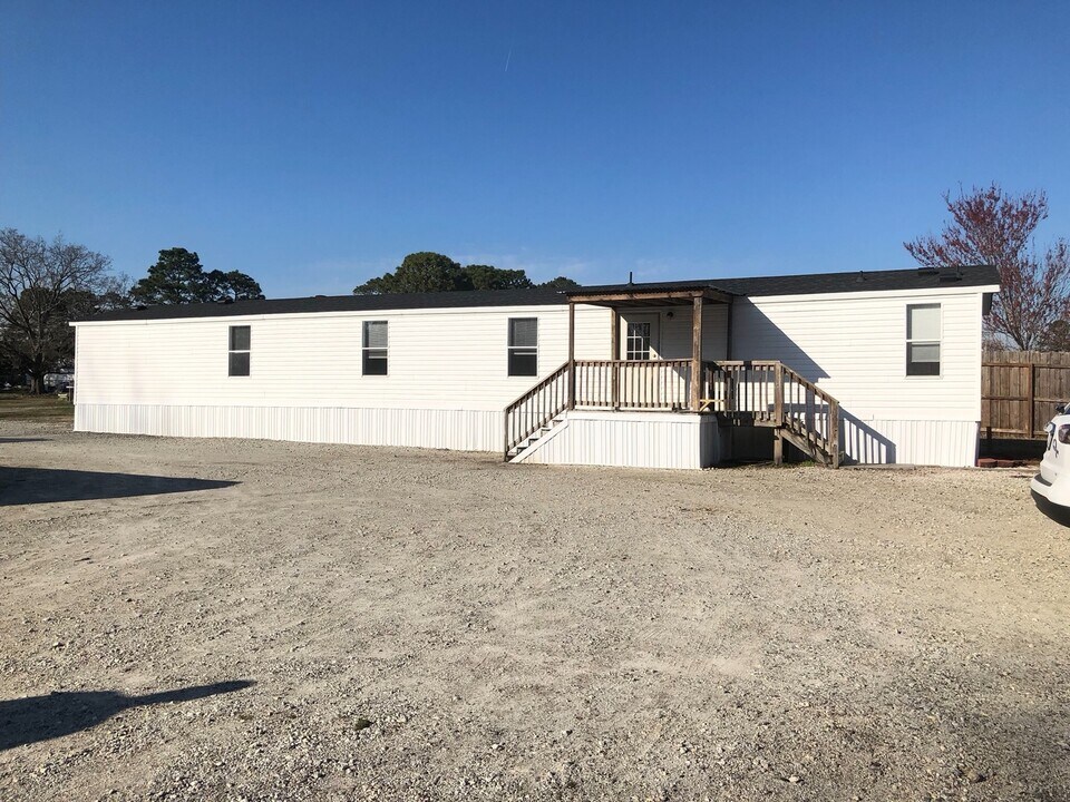 1518 Patsy Ln in Wilmington, NC - Building Photo