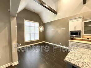 4388 S 169th E Ave in Tulsa, OK - Foto de edificio - Building Photo