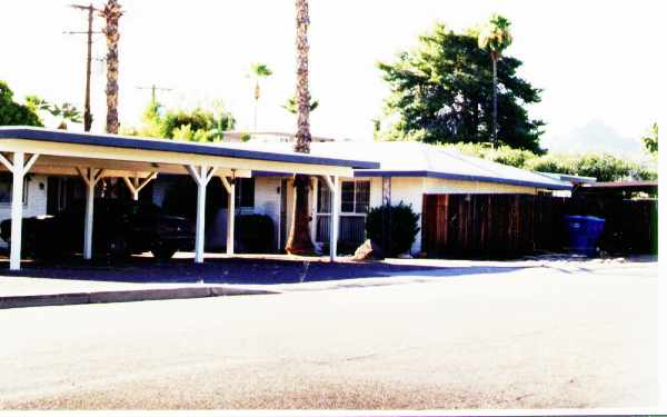 4310 N 38th St in Phoenix, AZ - Building Photo