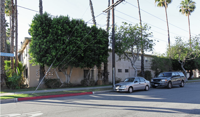 Le Parisian Apartments in Norwalk, CA - Building Photo - Building Photo