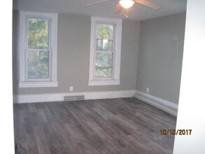 3324 17th St, Unit Upper in Wyandotte, MI - Building Photo - Building Photo