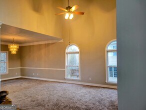 1523 Fallen Leaf Dr SW in Marietta, GA - Building Photo - Building Photo