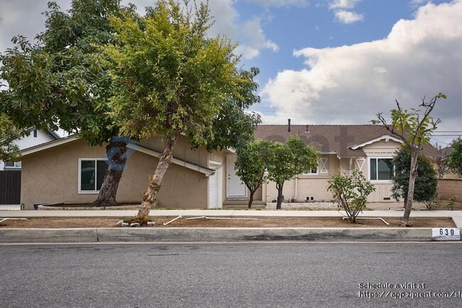 property at 630 La Presa Dr