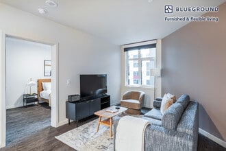 1955 129th Ave NE, Unit FL5-ID1001 in Bellevue, WA - Building Photo - Building Photo